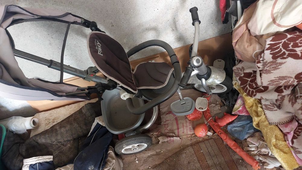 Триколка чисто нова