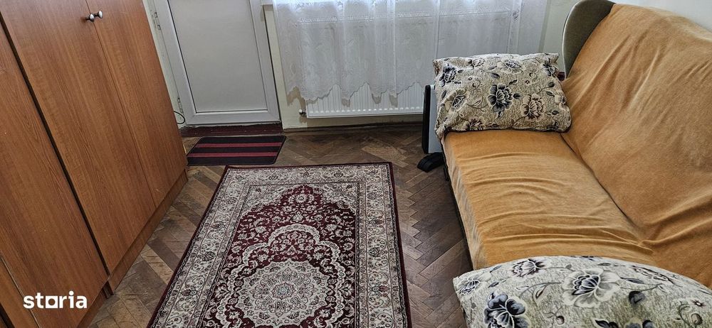 Vand apartament 2 camere in Deva, zona Constructorilor, etaj 3,