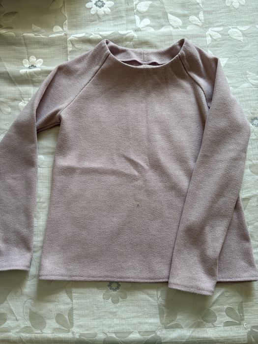 Отдам даром женскую одежду