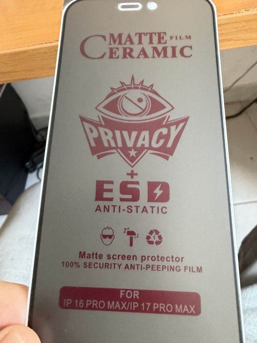 Ceramic Matte Privacy Screen Protector за iPhone 17 Pro Max / 16 Pro Max – Нов