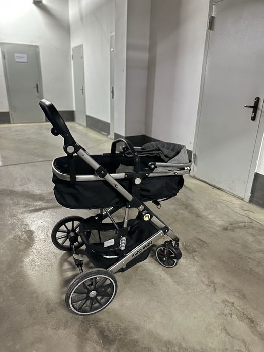 Коляска для прогулоки