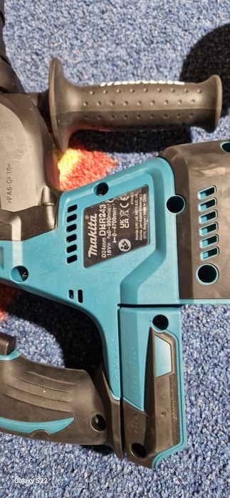 Makita set scule pe acumulator