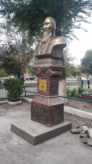 Изготовление скульптур и бюстов