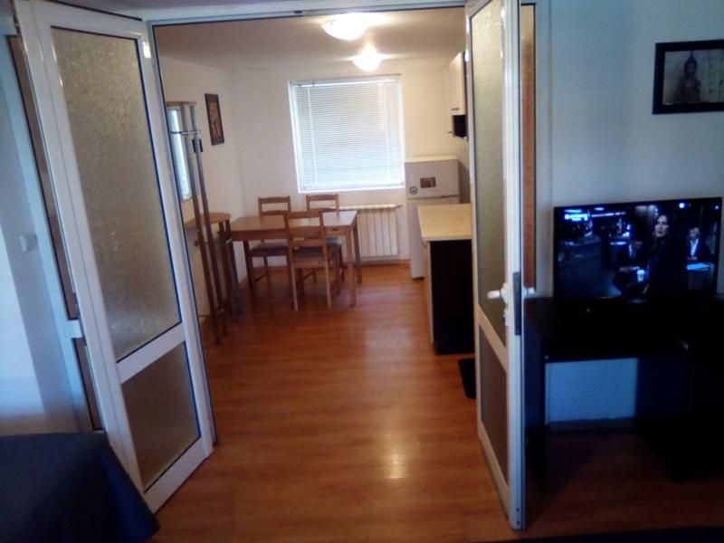 Дава се под наем Двустаен апартамент в София, Център - 45 кв.м за 600 € - Снимка #3