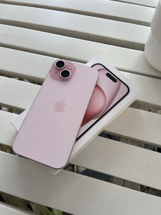 IPhone 15, 128GB
