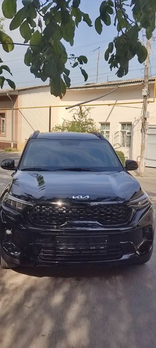 Kia Sonet full pozitsiya. Black edition