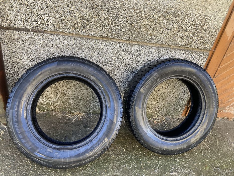 Pirelli WINTER ICECONTROL 225/65/17