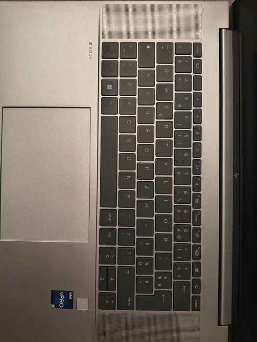 vand hp zbook studio g10 16" i7 16gb ddr5 500gb rtx 4000 ada 12g