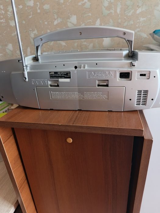 Блютуз колонка в ретро стиле