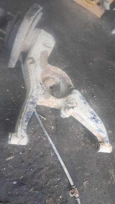 задний  рычаг