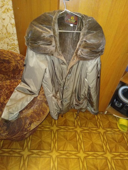 Куртка  демисезоная
