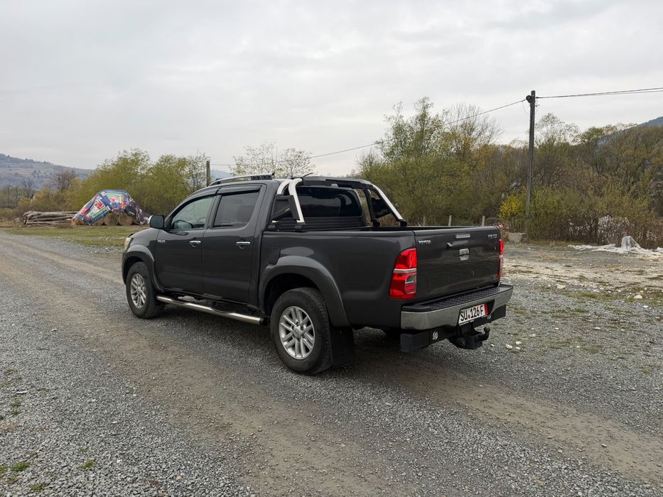 Toyota Hilux  -  3.0 D-4D ~ import Germania ~ numar de zoll valabil ~ autoutilitara adusa pe roti ~ Autoutilitara este Top 10/10