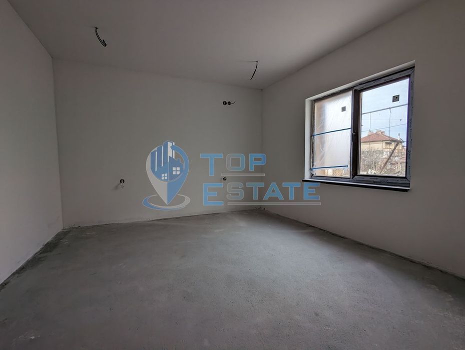 Продава се Къща в Горна Оряховица - 109 кв.м за 1413 €/кв.м - Снимка #3