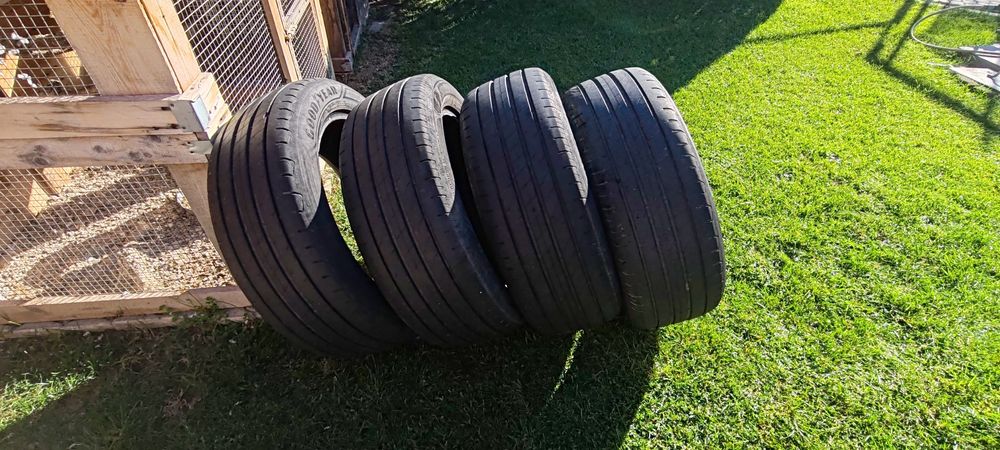 Летни гуми 235/55/19