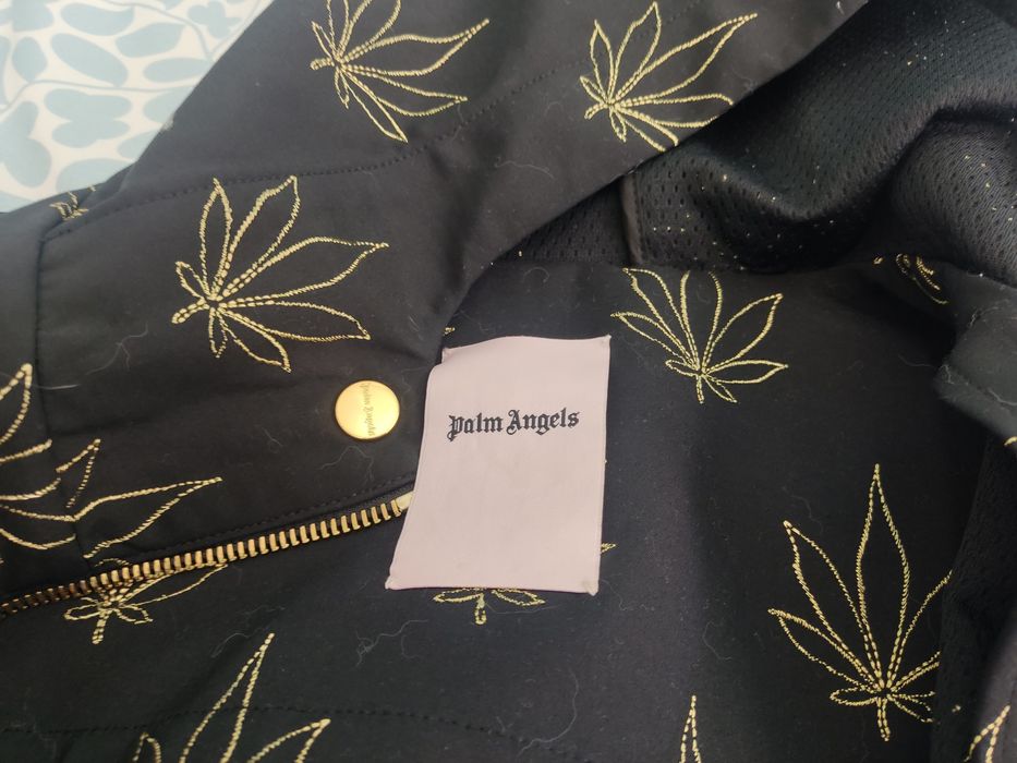 Palm Angels черно яке със златисти елементи