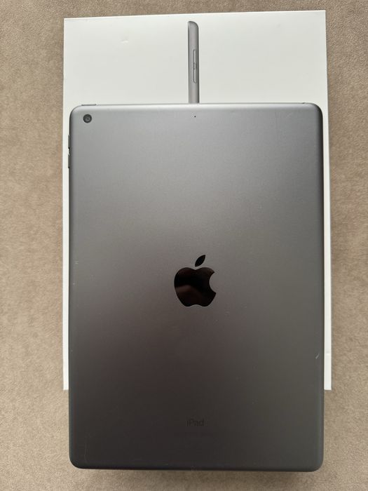 Планшет Apple IPad 8