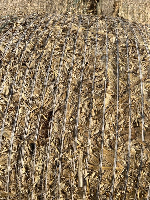 Baloti lucernă si de coceni(avem si transport contra cost motorina)