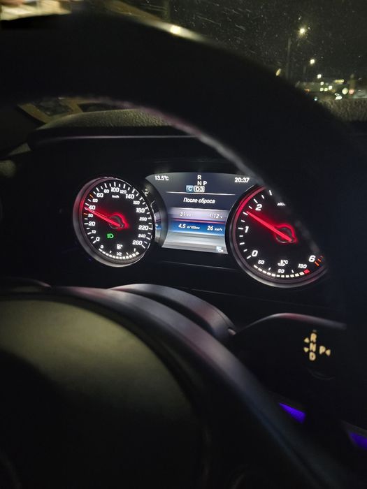 Мерцедес бенц Е 220 d