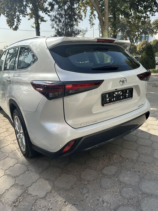 Продажа. Тойота Хайлендер.