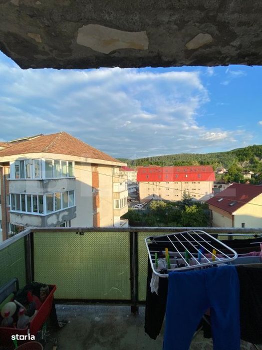 Apartament cu 3 camere, zona centrala, orientare dubla