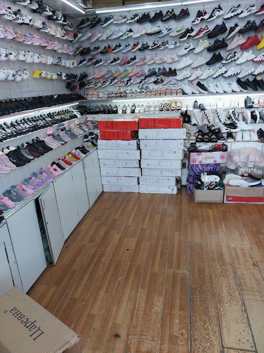 Do'kon sotiladi. Продаётся магазин