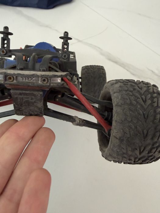 e revo 1/16 traxxas