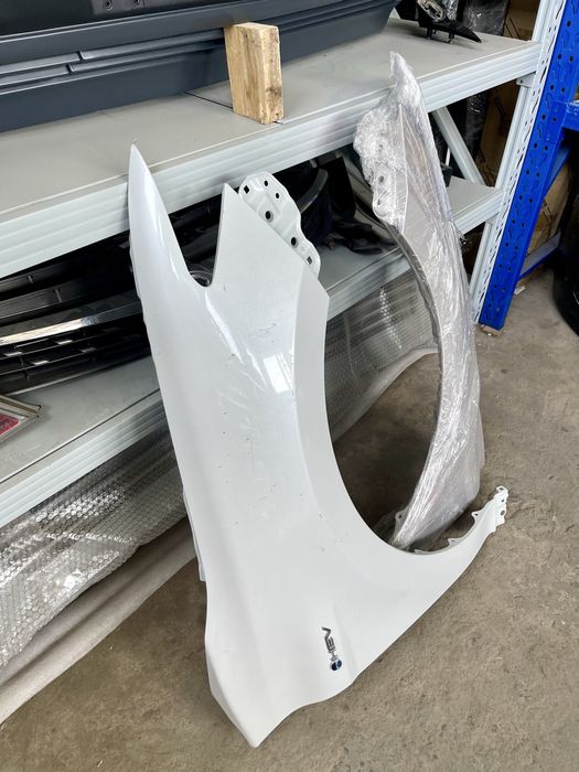 Крыло на Camry 80 Камри 80