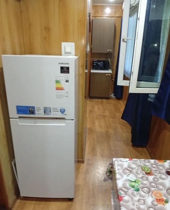 Сдается 2 ком Метро Ойбек. Семейным