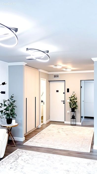TOP Apartament 3 camere- predat la cheie , Centru
