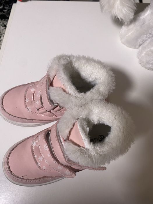 Демисезонные ботинки на девочку 27 размер