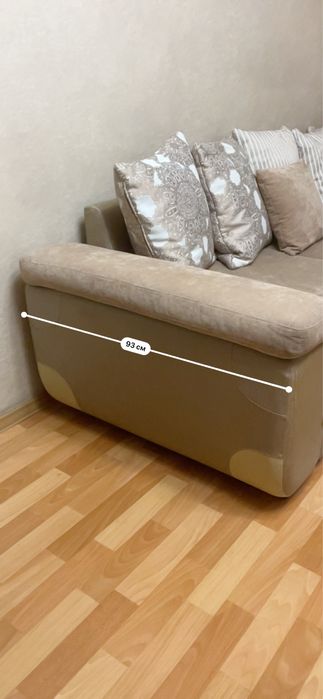 Продам угловой диван раскладнойб/у