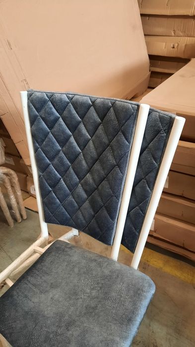 Комплект стол стулья