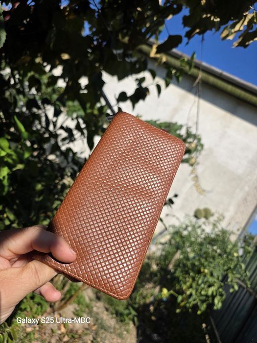 Vând 3 portofele handmade din piele naturală, la pachet