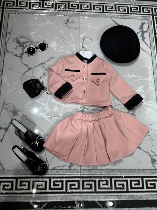 Qazchalar uchun judayam chiroyli kostyum yubkachamiz