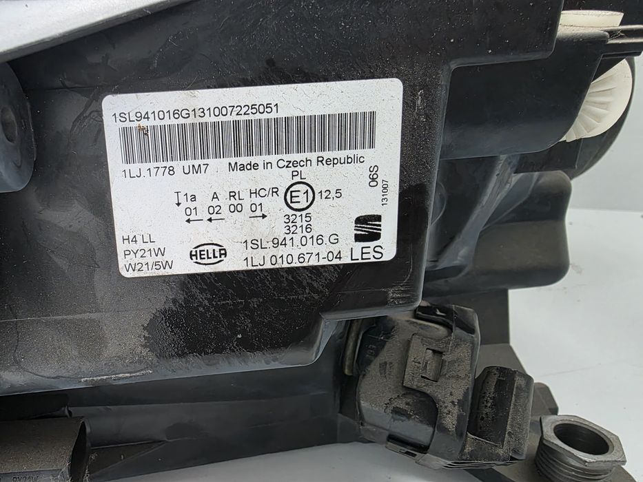 Фар  Seat Mii като нов