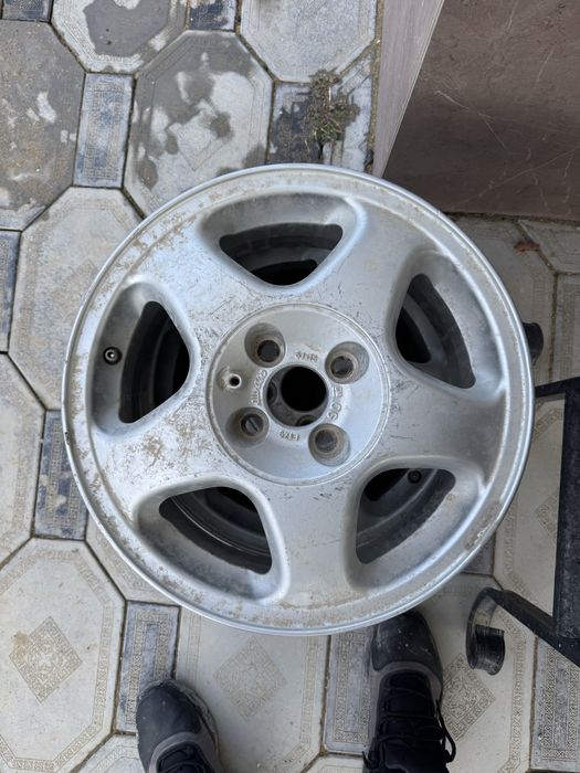 продам диск 2 шт