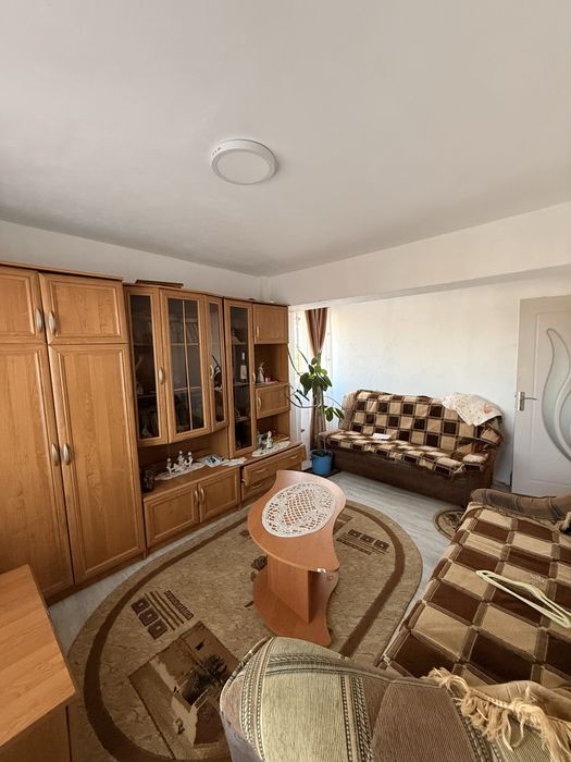 Apartament 3 camere de vanzare  in  Calafat
