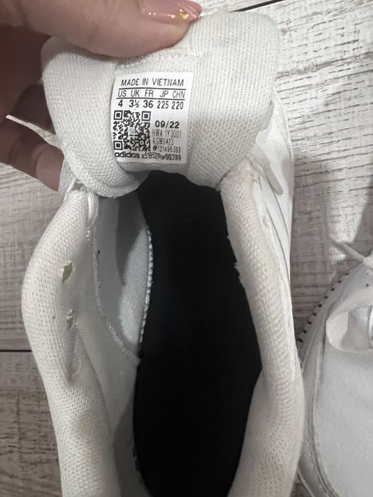 Маратонки АДИДАС - размер 36