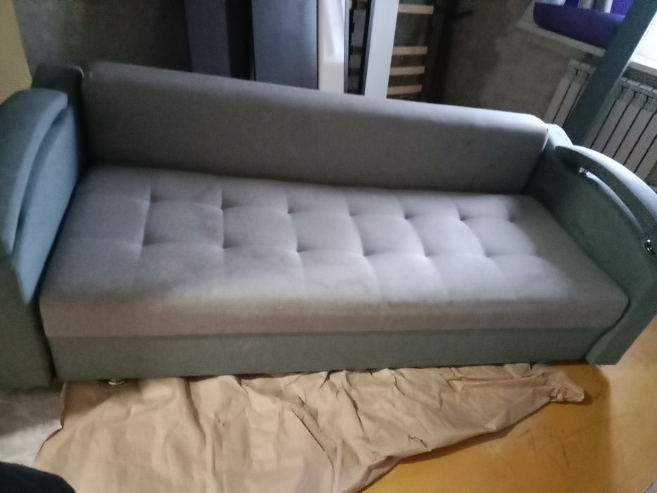 Продам диван и шкаф