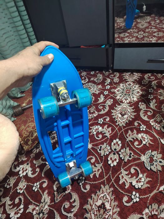 Skeytbort sotiladi pochti yangi