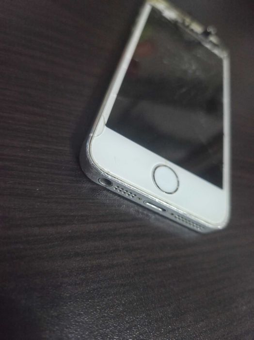 IPhone 5s 64гб white