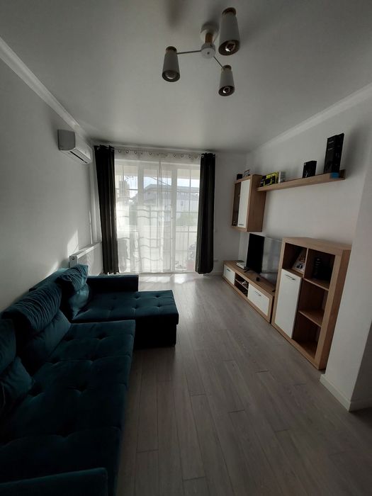Caut coleg de apartament