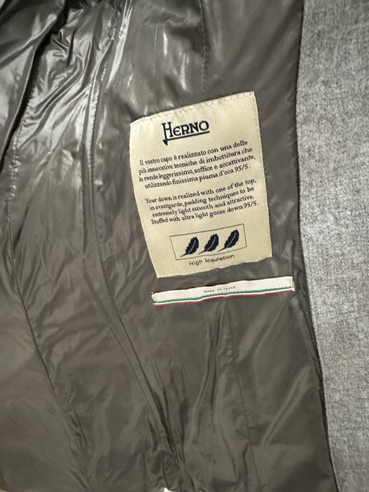 Продам пуховик Herno