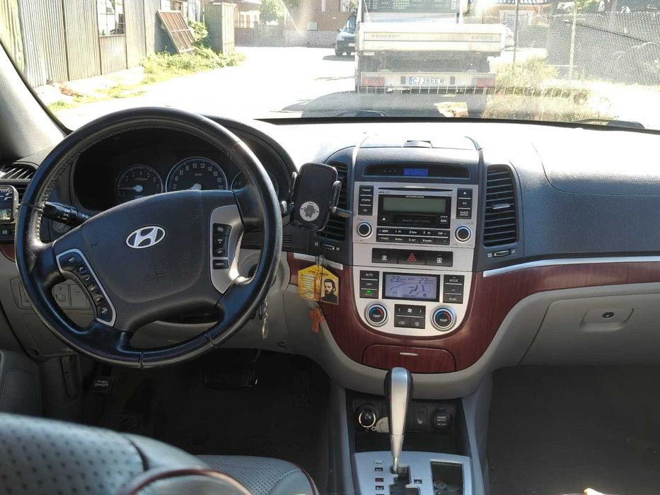 Hyundai Santa Fe 2.7 V6 Benzină Automată 4x4 – 2006 – 360.600 km