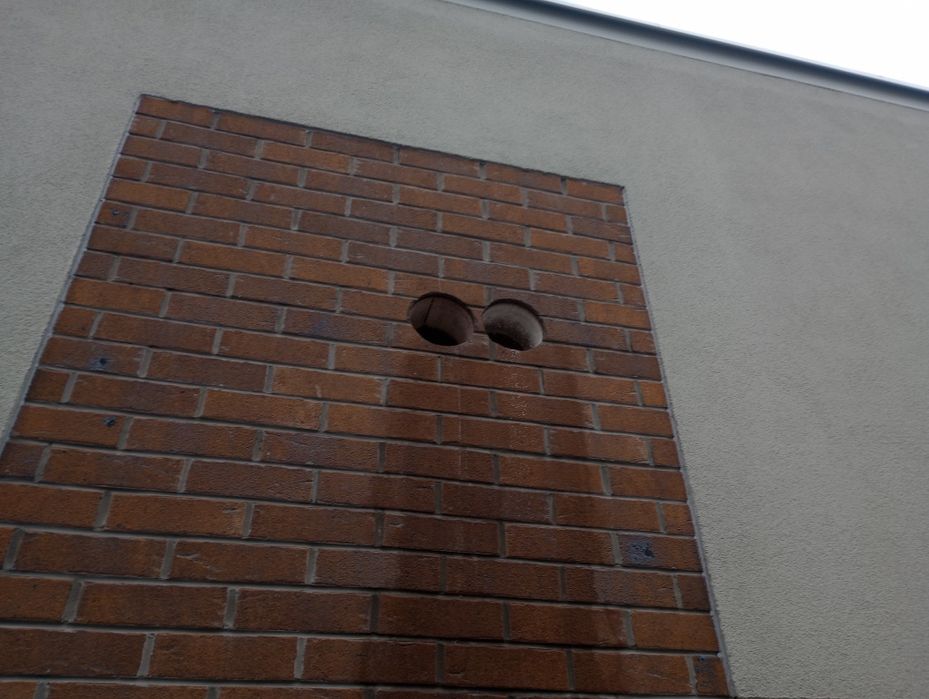 Gaură prin carotare (cu carota profesionala )hotă, centrală, ventilați