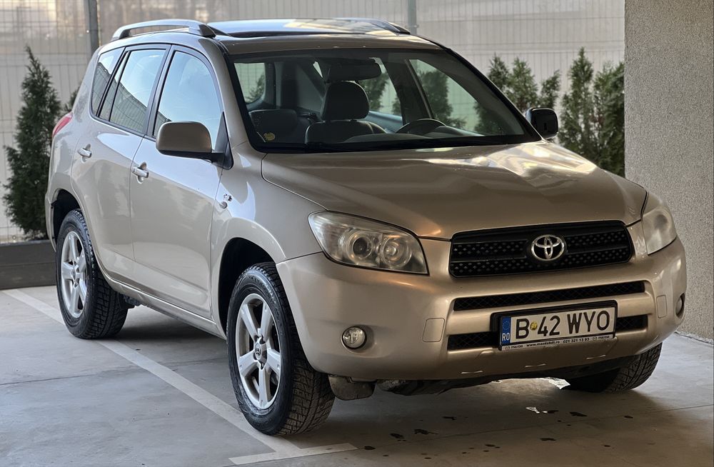 Toyota RAV4 2.2 D-4D • Unic Proprietar • Cumpărată din Ro •