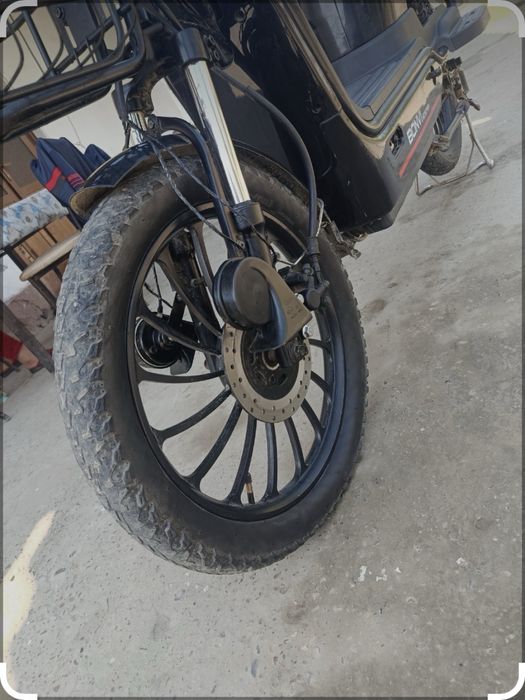 бовни скутер /6905 scooter