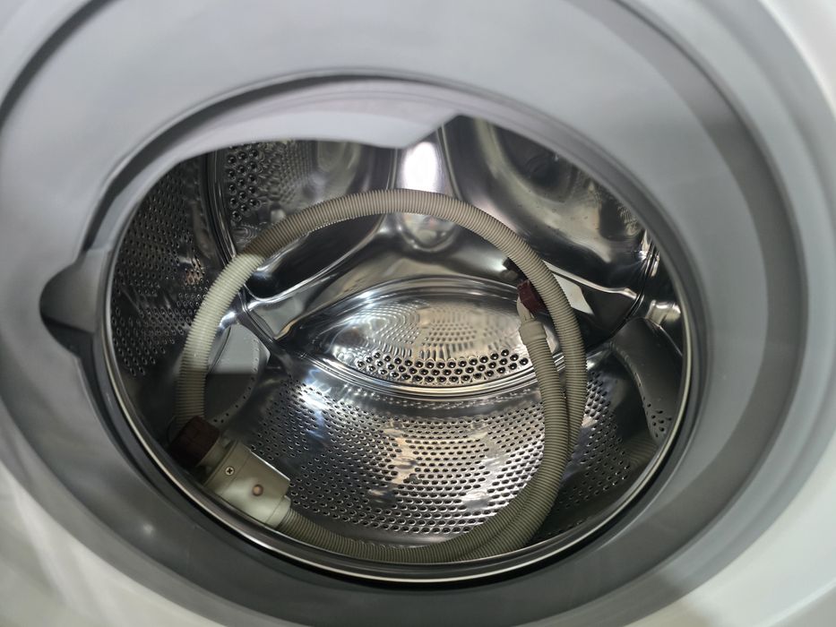 Нова инверторна пералня с пара Хувър/Hoover 9 кг