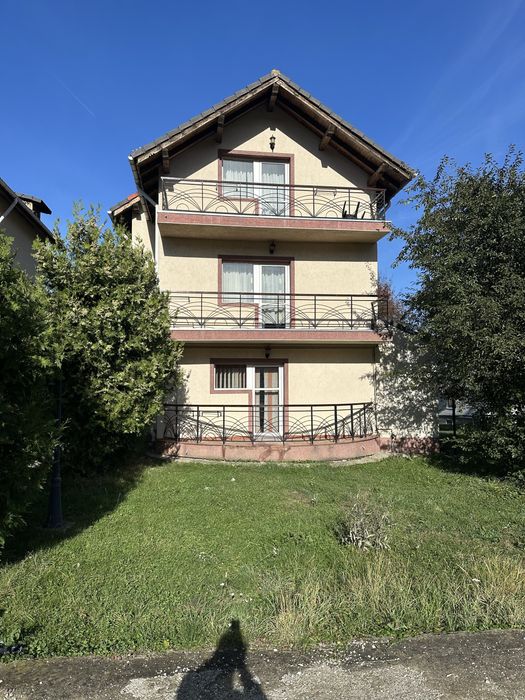 Vanzare casa in Bran