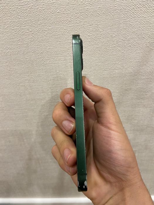 Айфон 13 в хорошем сост